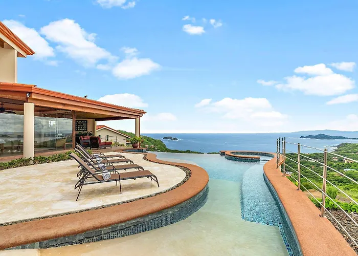 Pousada Infinity Pool Dual Ocean & Views Playa Hermosa (Guanacaste)